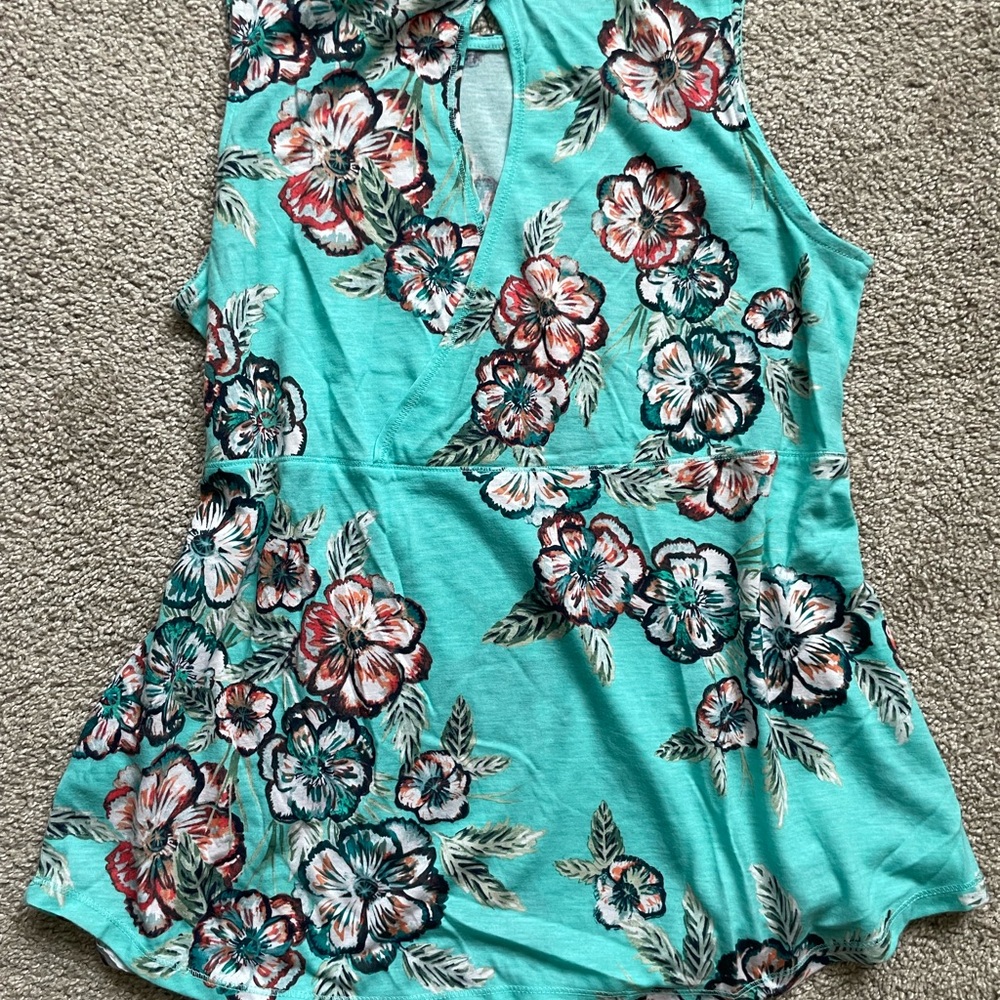 St. John's Bay Teal Floral Sleeveless Tank - Picture 2 of 3